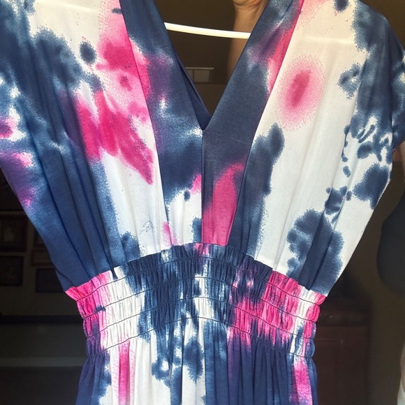 Dress small - Picture 4 of 6